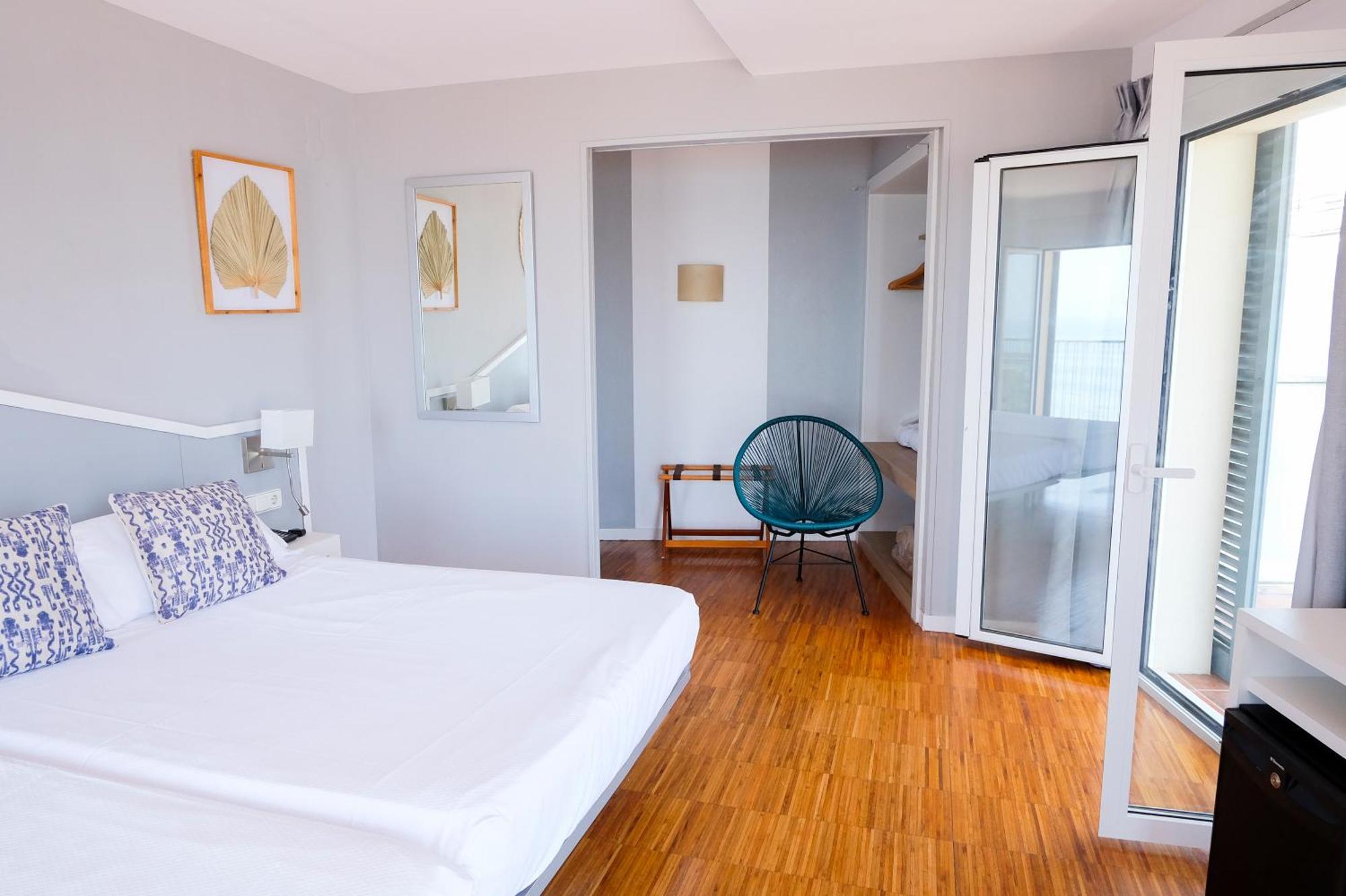 Hotel Subur Сіджас Номер фото